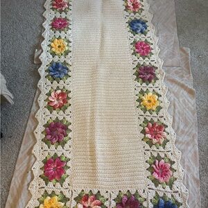 Floral Knit Table Runner